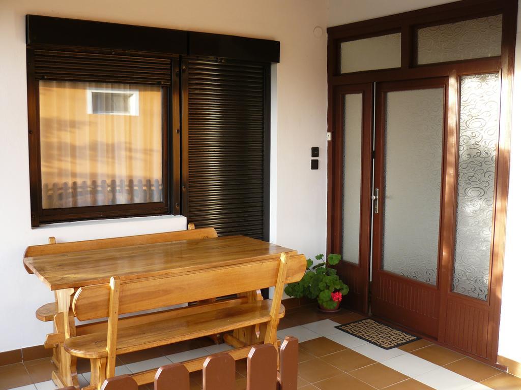 זלקרוס Zsuzsi Apartman מראה חיצוני תמונה