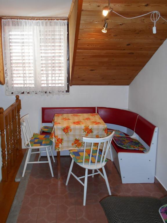 זלקרוס Zsuzsi Apartman מראה חיצוני תמונה