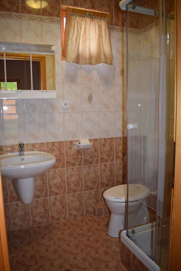 זלקרוס Zsuzsi Apartman מראה חיצוני תמונה